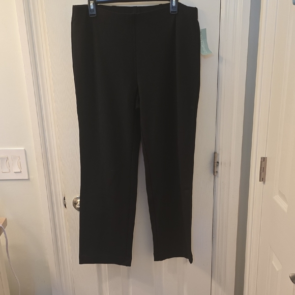 NWT Coldwater Creek Black Pull On Straight Leg Pants Size Petite Large  (Bin 5) - Picture 1 of 8